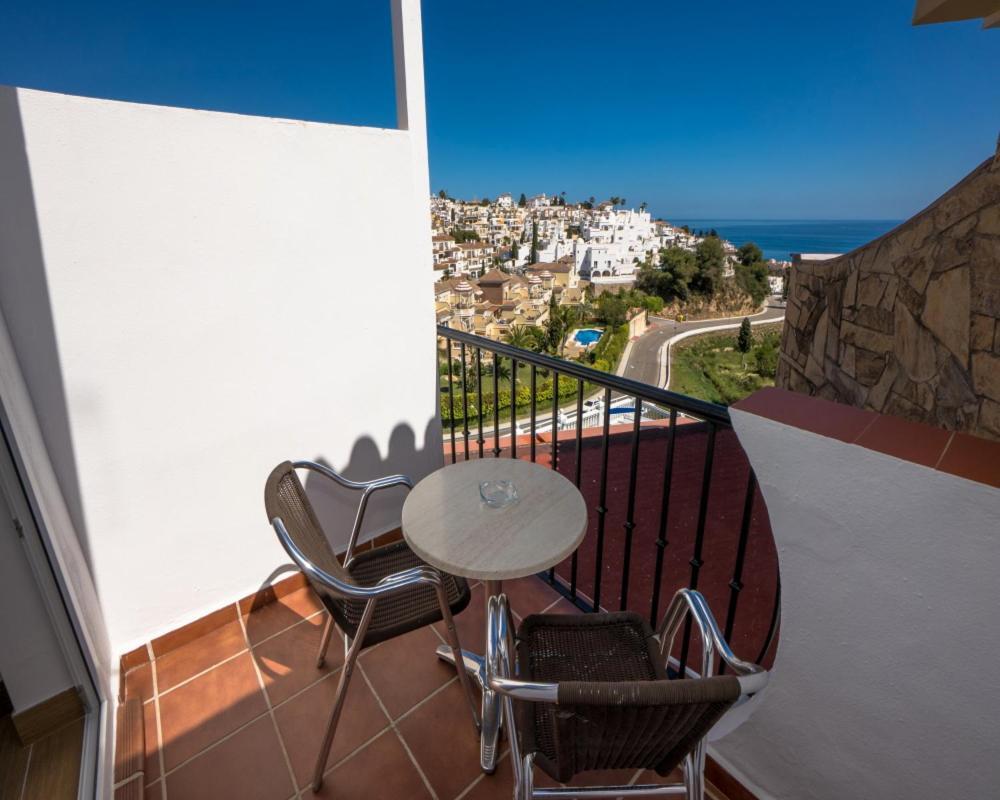 Hostal Casa Mercedes Nerja Kültér fotó